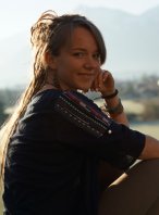 Manuela_Komprimiert.jpg